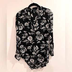 Perfect work blouse, size S